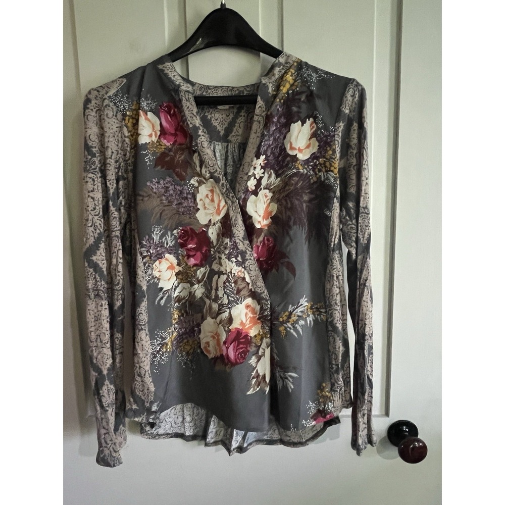 TINY Anthropologie Mixed Media Floral L/S Tunic Top Gray Size S